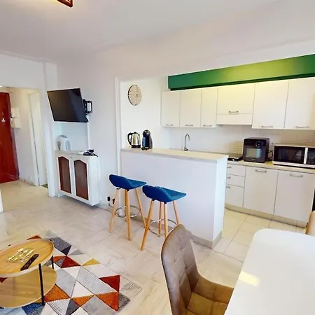 Apartment En Bord De *